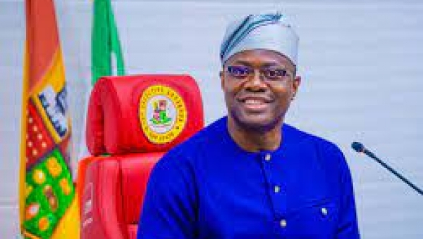 Makinde approves beaded crowns for two Oyo monarchs